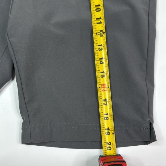 Zyia Active Gray Clubhouse Shorts Size Large - Picture 4 of 7